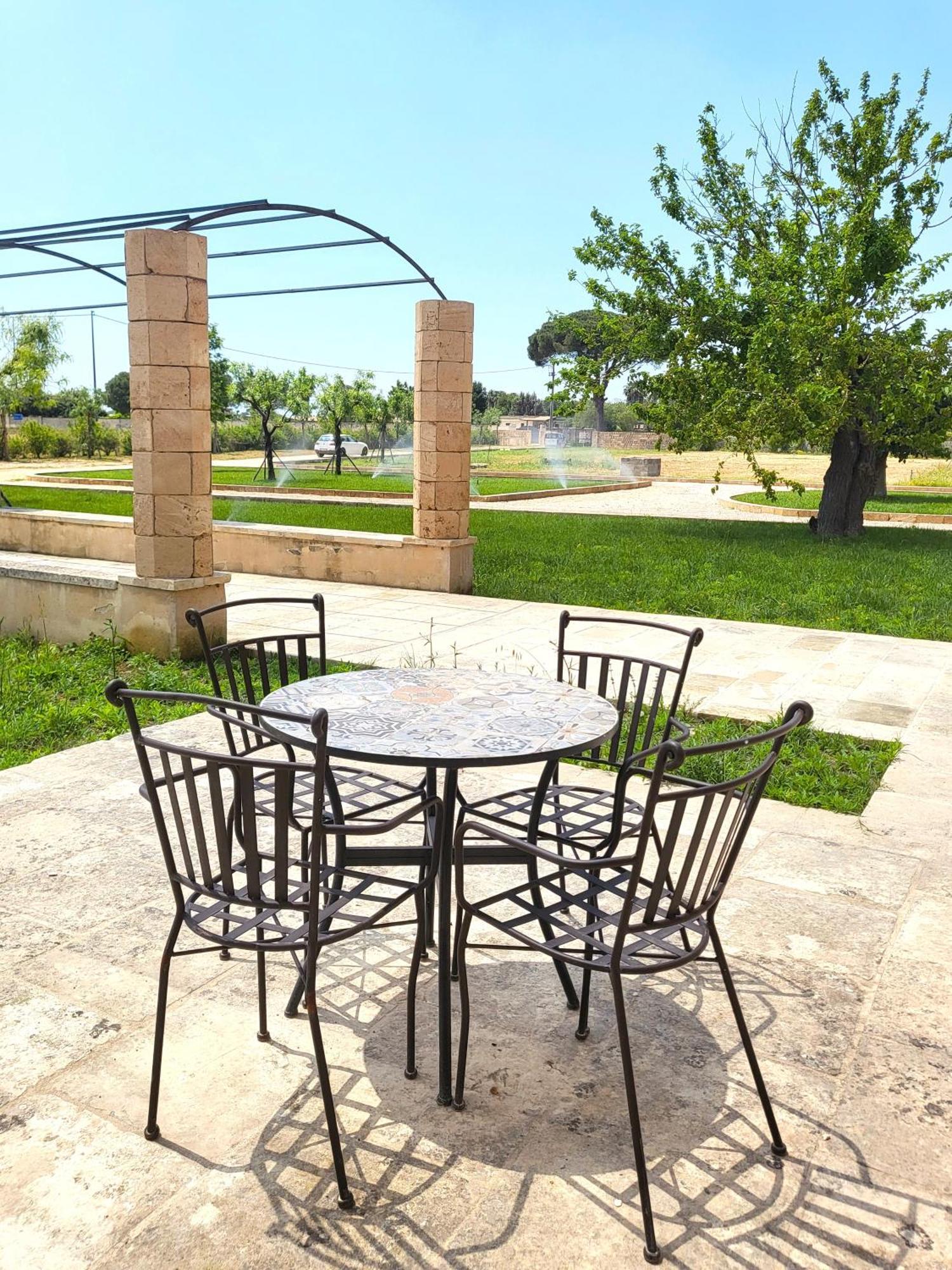 Casina Fontana Bed & Breakfast Lecce Exterior foto